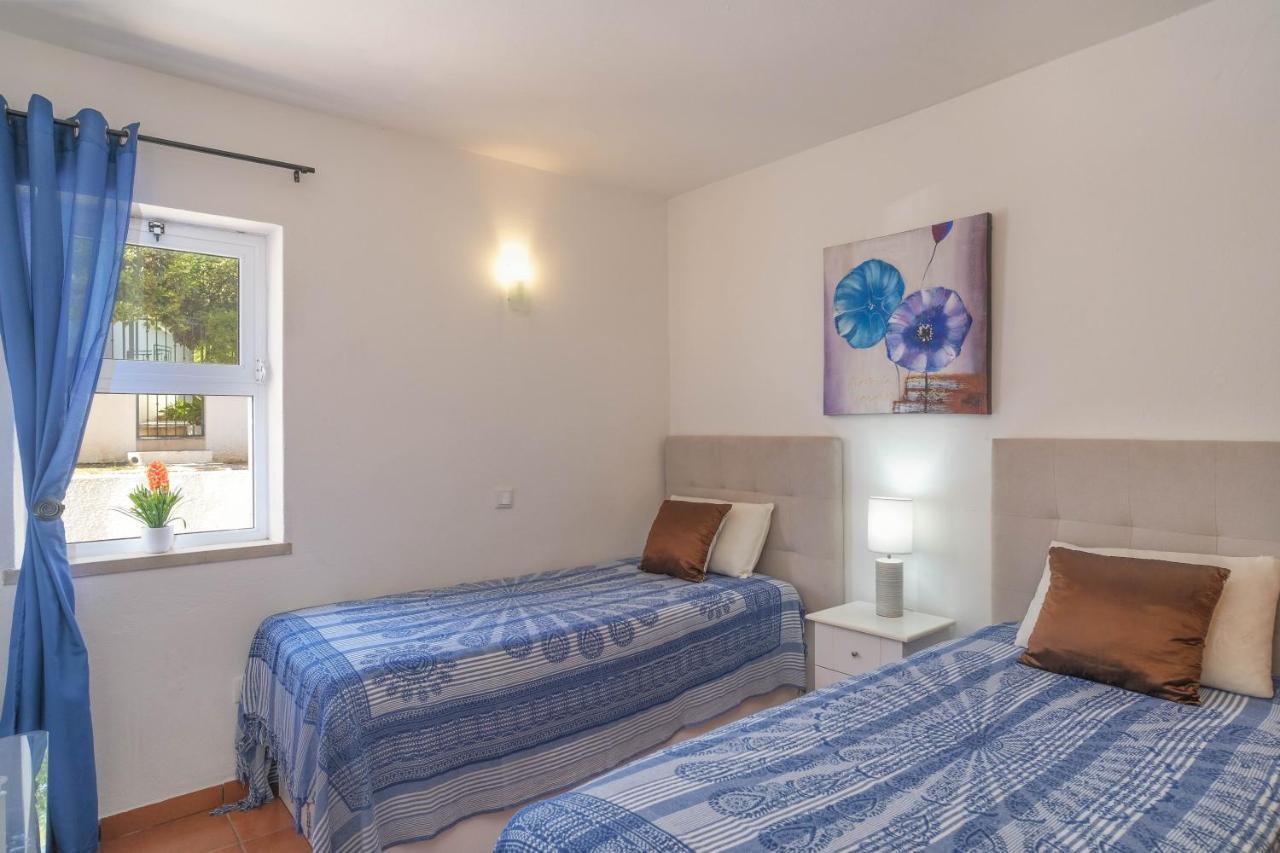 Casa Caravela, Luz Buitenkant foto