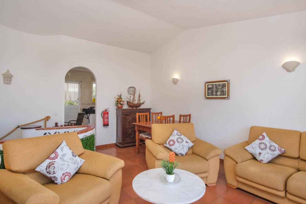 Casa Caravela, Luz Buitenkant foto
